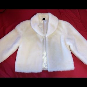 Cejon White Vintage Evening Coat: Faux Fur (L)